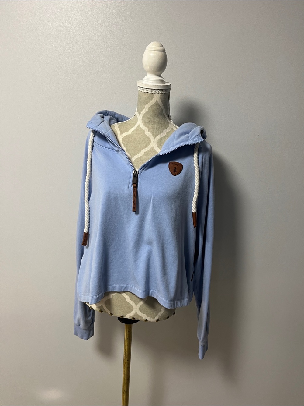 Wanakome LEELEE LUX BABY BLUE JAY HALF-ZIP HOODIE size XL​​